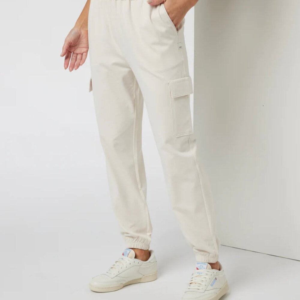 Vuori Boyfriend Cargo Jogger NWT